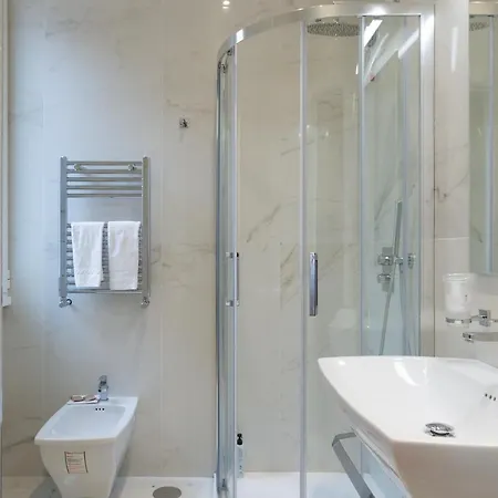 Floris Otel