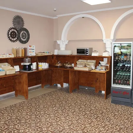 Salaria Hotel 3*
