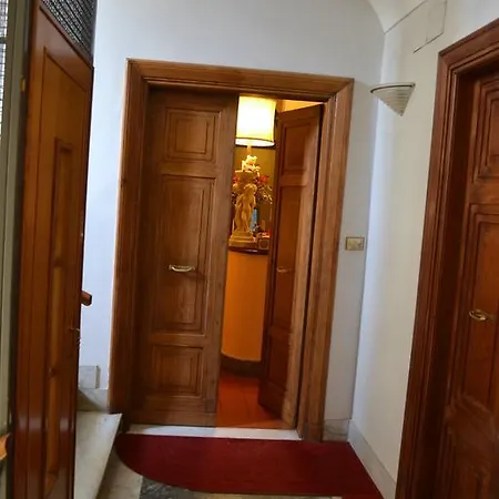 Al Sanpietrino 2* Ρώμη
