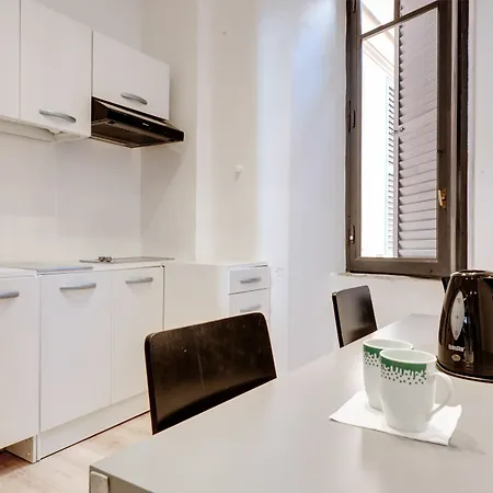 Ad Hoc Guest house Rome