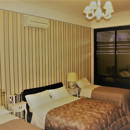 Bonne Nuit Bed & Breakfast
