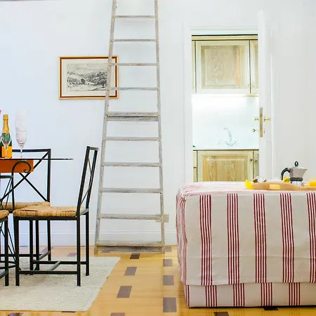 Babuino 79 Apartmanhotel