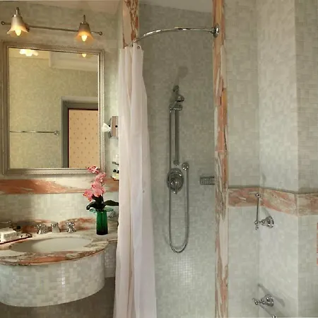Imperiale By Omnia 4*