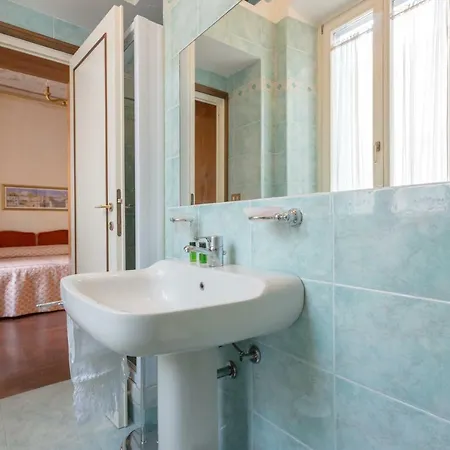 Vittoria Street Charming * Rom
