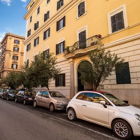 Apartment Mecenate 77 Colosseo Rome