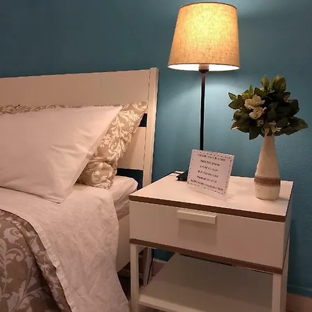 Amoraroma, Economy With Shared Bathrooms Ρώμη