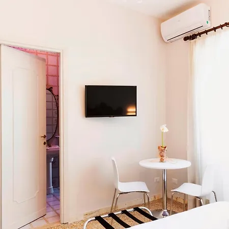 Talenti Fucini Bed & Breakfast *