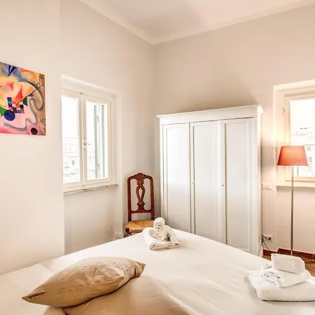 Apartment Cavour Attic With Terrace *