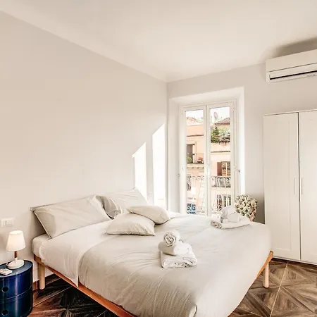 Apartment Cavour Attic With Terrace Rome