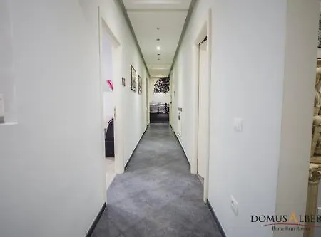 Bed & Breakfast Domus Alberti Rome