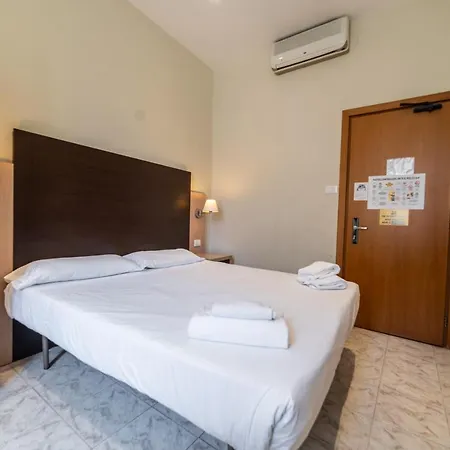 Hostel Yellowsquare