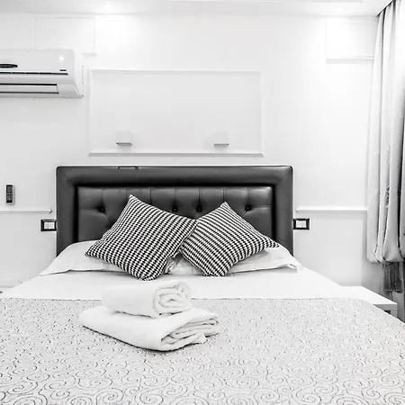 Parlamento 3* Rome