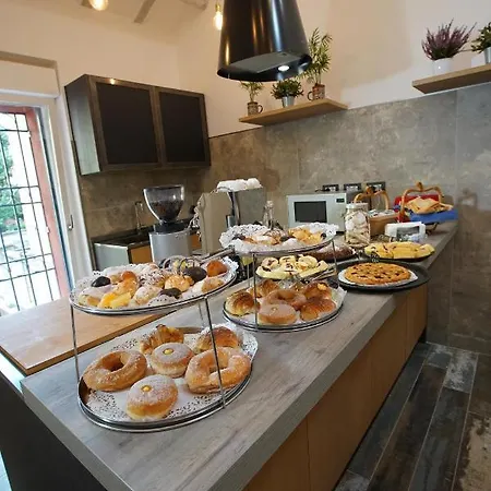 Rosso Cortese Guest house 2*