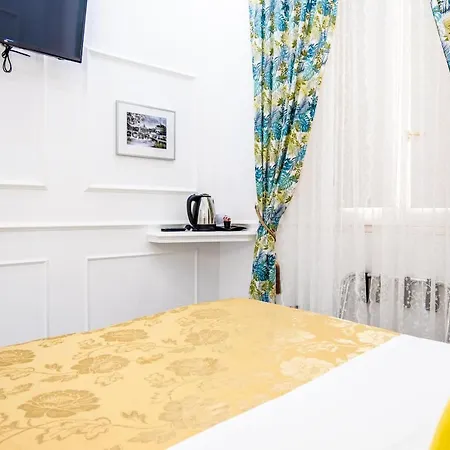 Parlamento Guest house 3*