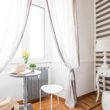 Bed & Breakfast 06