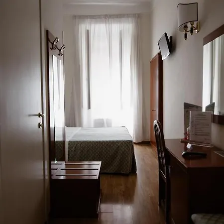 La Girandola Bed & Breakfast *
