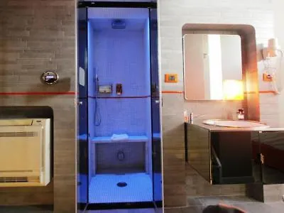 Hotel Orange Rom