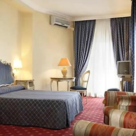 Eliseo Hotel 4*