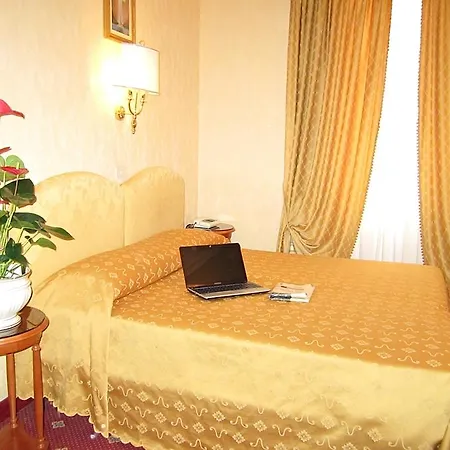 Siviglia 3* Roma