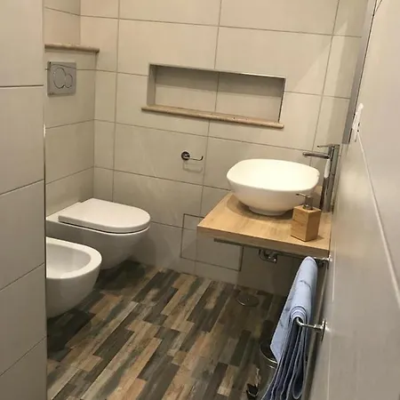 Madd House Bis Рим