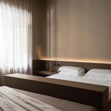 Otel Dei Barbieri 4*