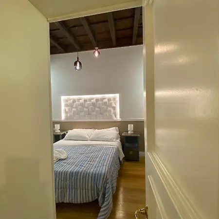 Boutique Pantheon Apartment *