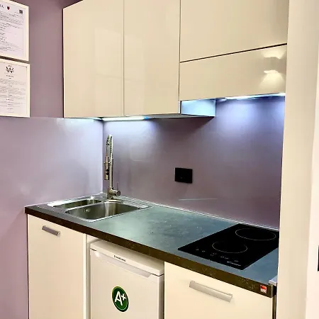 Fontana Di Trevi Luxury Apartment *