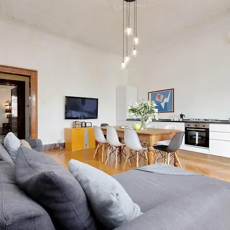 Apartment Tagliamento Rome