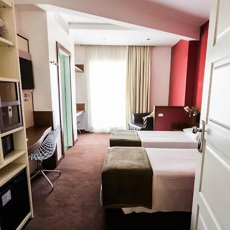Hotel Ecohotel 3*