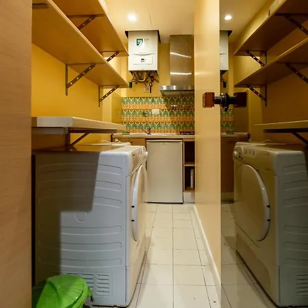 Apartahotel P-rooms & Collection *