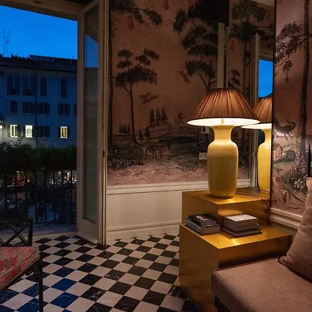 Pantheon Balcony Morgana Aparthotel Rom