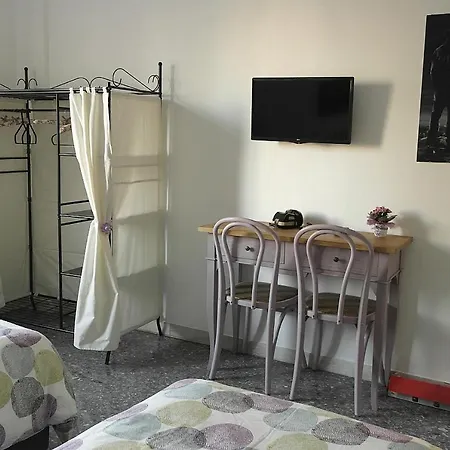 Romantea Bed & Breakfast *