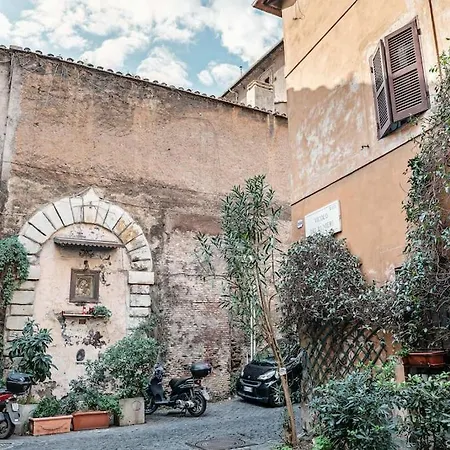 Enchanting In Trastevere Apartamento Roma