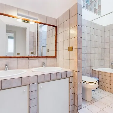 Homestay Stanze Con Bagno Privato, Wi-fi, Vicino Al Vaticano