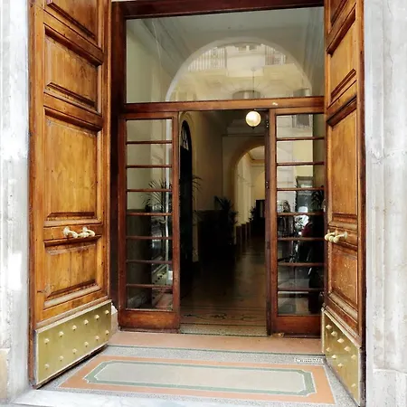 Affittacamere Trevi Diamond Luxury Suites & Jacuzzi *
