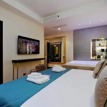 Trevi Diamond Luxury Suites & Jacuzzi Affittacamere