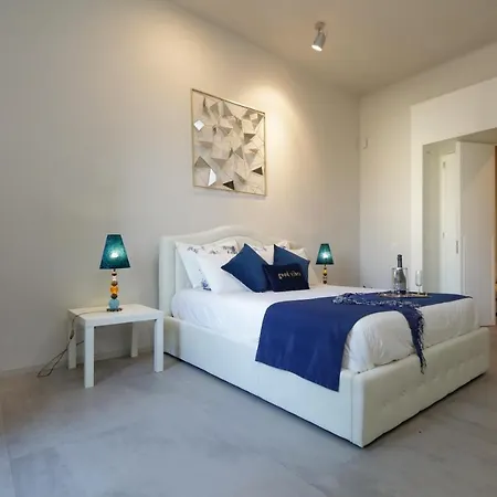 Romance Al Colosseo 2 Apartment Rome