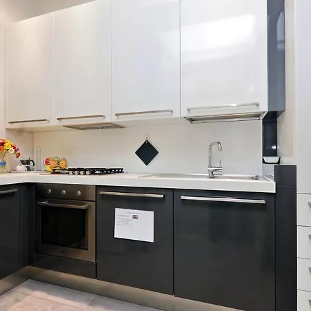 Apartment Romance Al Colosseo 2 Rome