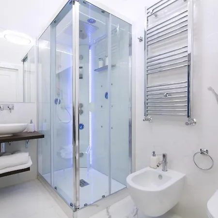 Apartment Deluxe *