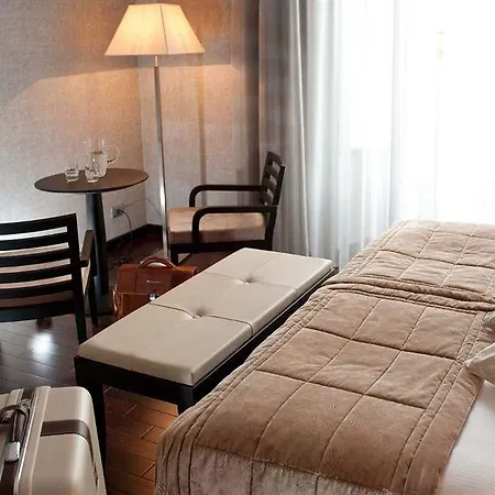 Hotel C-hotels Fiume Rome