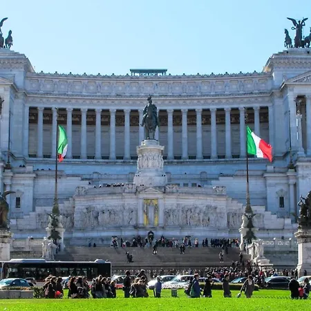 Fontana Di Trevi Luxury Nest Apartment Rome