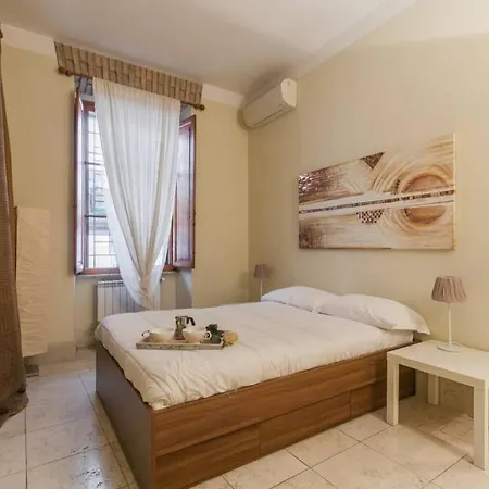 Chiara's Cove - Vaticano Apartment Rome