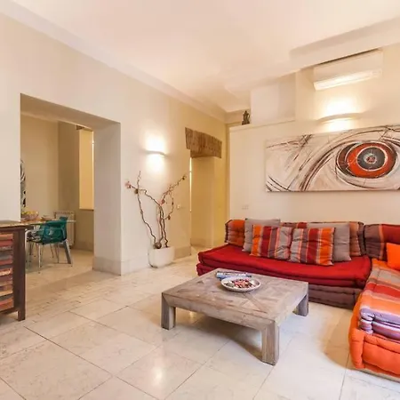 Chiara's Cove - Vaticano Rome