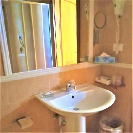Casale Certosa 3* 파노바