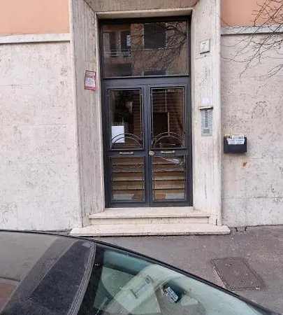 Maison D'aquino * Rome