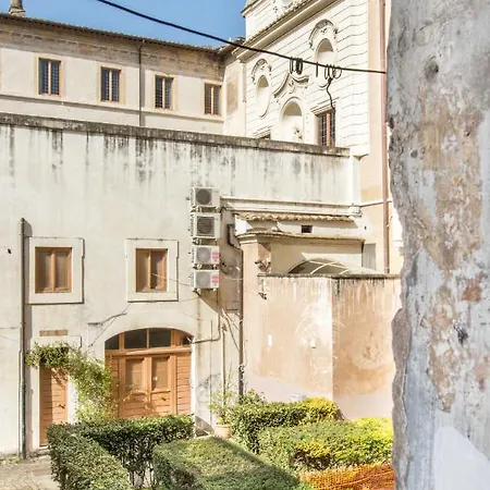 Italy Charming Stay- Campo De Fiori 3 Rome