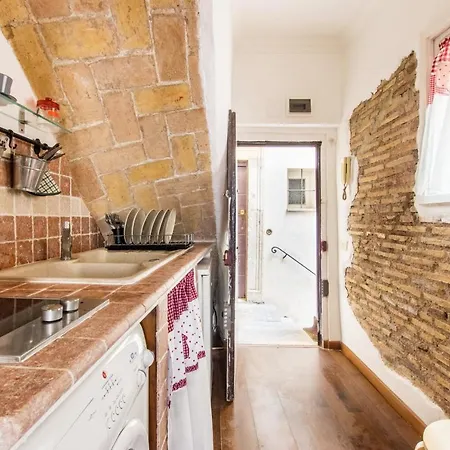 Italy Charming Stay- Campo De Fiori 3 *
