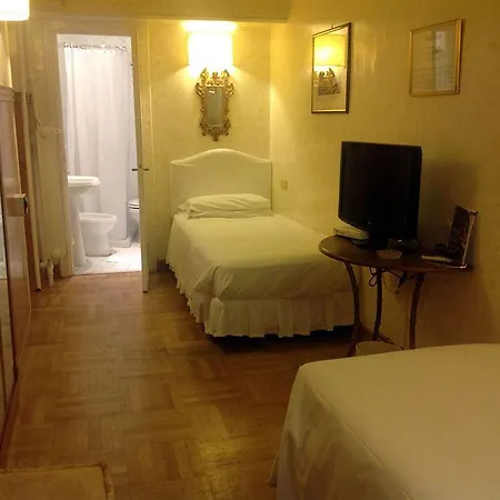 Fontana Hotel Rome