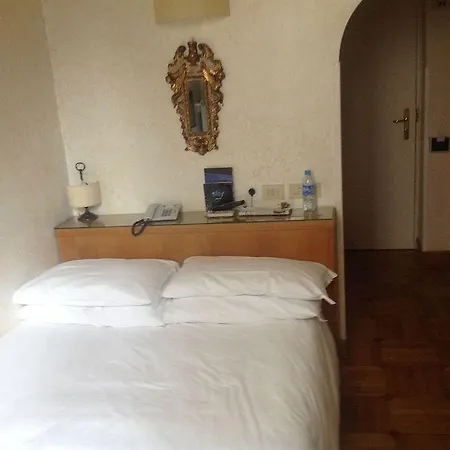 Fontana Hotel