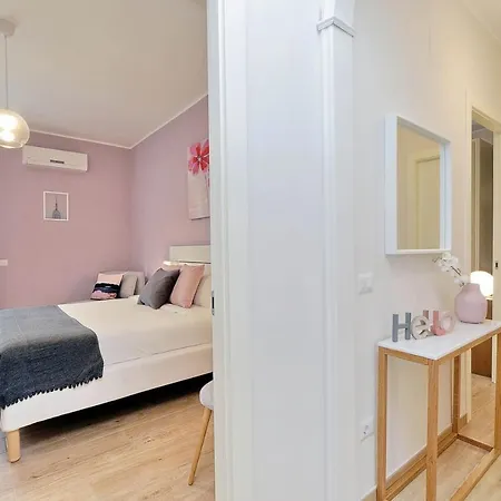 The Place To Be Apartment Rome